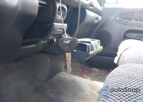 2001 Dodge Ram 1500 St z USA, uszkodzony, nr VIN 1B7HC13YX1J279387